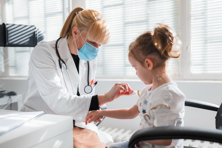 Kiedy i jak często wykonywać badania krwi u dzieci?